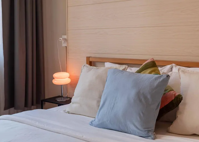Walk2bts, Kingbed, Fastwifi, Freelaundry, Netflix